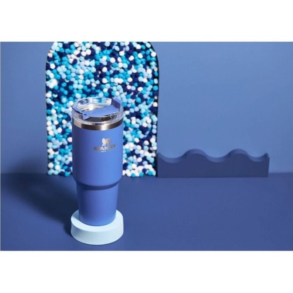 NEW Stanley x Target Quencher Travel Tumbler 30 oz in beautiful periwinkle color - Picture 3 of 6